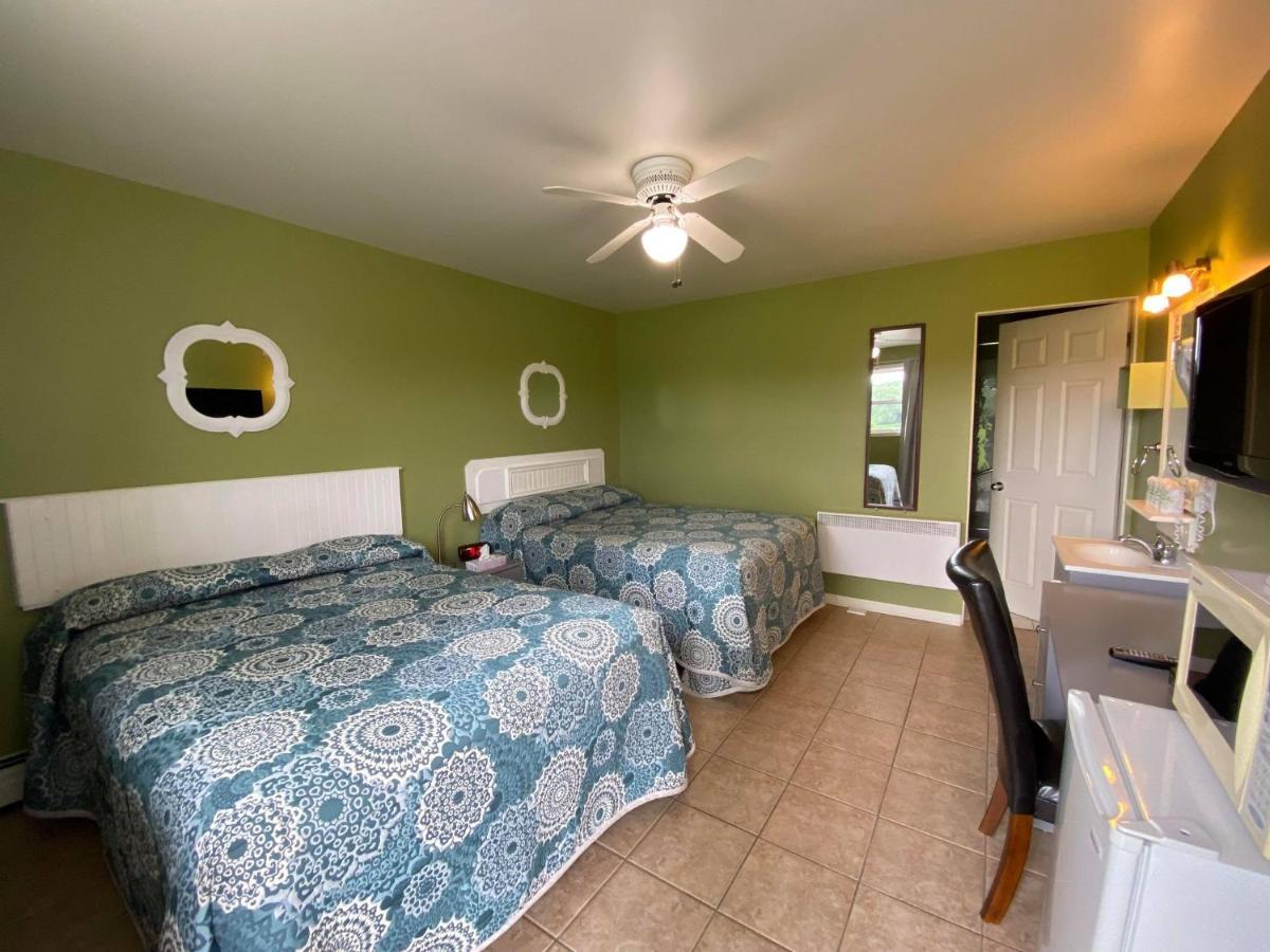 Motel Exquise Coaticook Exterior photo